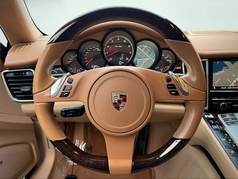 Used 2012 Porsche Panamera AWD/4WD image 55