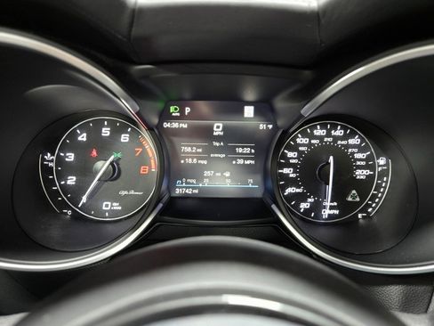 Used 2022 Alfa Romeo Stelvio Quadrifoglio w/ Active Assist Plus Package image 19