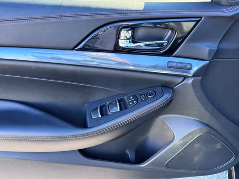 Used 2022 Nissan Maxima SR w/ Sport Mat Group image 29