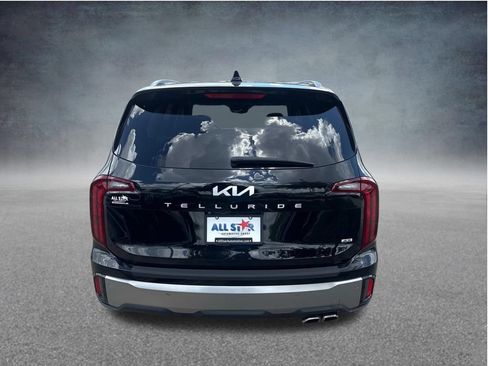 Used 2025 Kia Telluride S AWD/4WD image 8