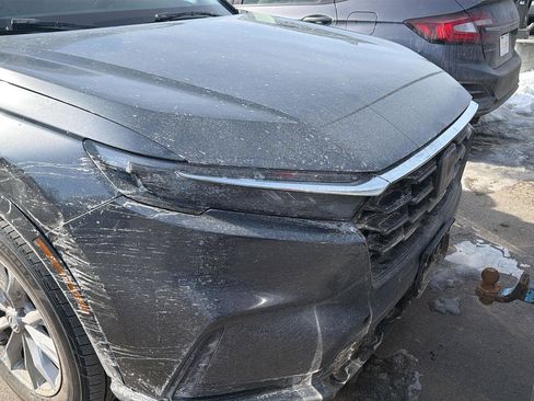 Used 2025 Honda CR-V EX image 3