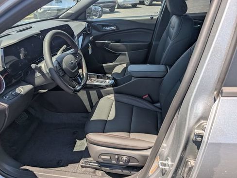New 2026 Chevrolet Trax RS w/ Driver Confidence Package FWD image 13
