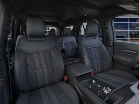 New 2026 Ford Explorer ST-Line w/ ST-Line Street Pack AWD/4WD image 10
