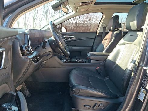 Used 2023 Kia Sportage SX image 16