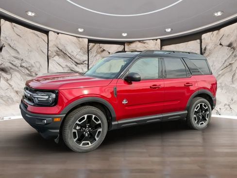 Used 2021 Ford Bronco Sport Outer Banks AWD/4WD image 3