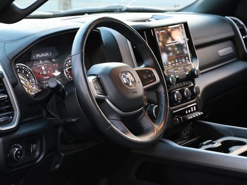Used 2021 RAM 1500 Big Horn image 16
