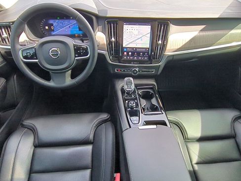 Certified 2023 Volvo S90 T8 Ultimate w/ Lounge Package AWD/4WD image 10