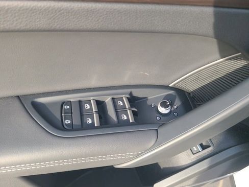 Used 2024 Audi Q5 2.0T Premium Plus w/ Premium Plus Package image 18