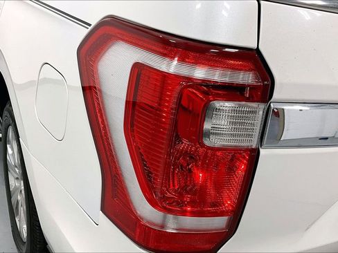 Used 2019 Ford Expedition XLT w/ Equipment Group 202A image 39