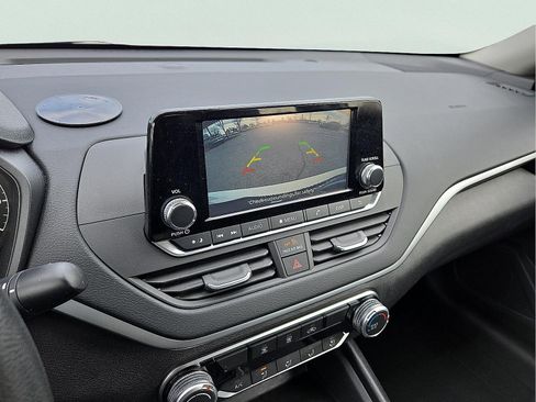 Used 2023 Nissan Altima 2.5 S image 16