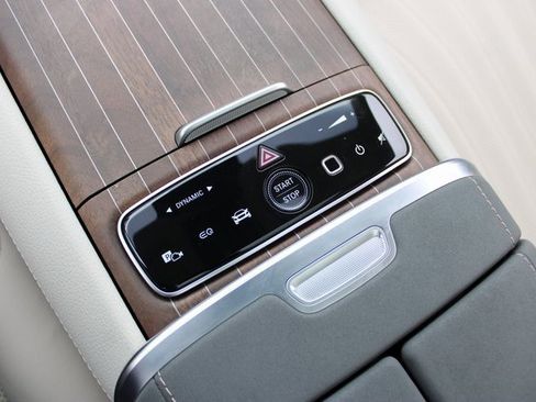 Used 2023 Mercedes-Benz EQS 580 4MATIC Sedan image 19