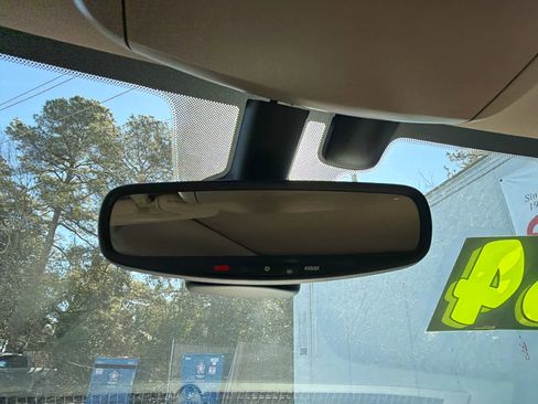 Used 2021 Jeep Grand Cherokee Limited w/ Luxury Group II image 23