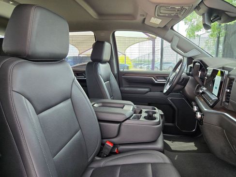 Used 2025 GMC Sierra 1500 SLT AWD/4WD image 27