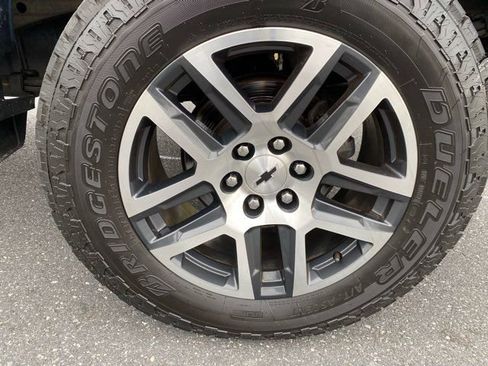 Used 2019 Chevrolet Silverado 1500 Custom Trail Boss w/ Custom Convenience Package image 29