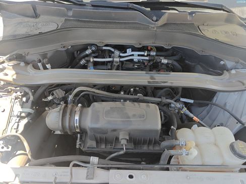 Used 2023 Ford Explorer Limited RWD image 9