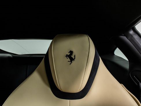 Certified 2023 Ferrari Roma image 45