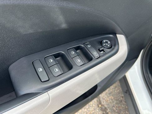 New 2026 Hyundai Venue SEL image 14