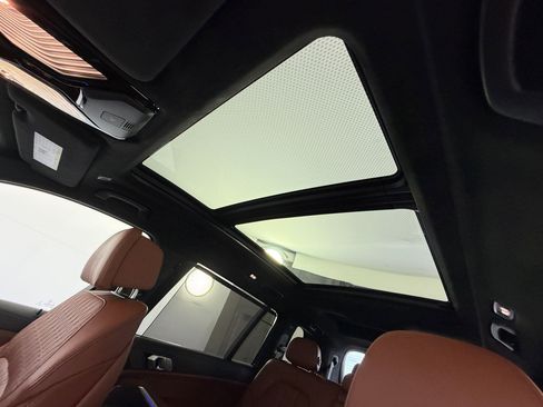 Used 2024 BMW X7 M60i w/ Executive Package image 14
