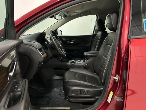 Used 2018 GMC Terrain Denali w/ Advanced Safety Package image 4