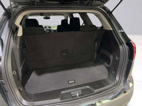 Used 2011 Buick Enclave CX FWD image 39
