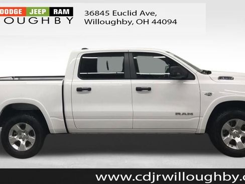New 2026 RAM 1500 4x4 Crew Cab image 4
