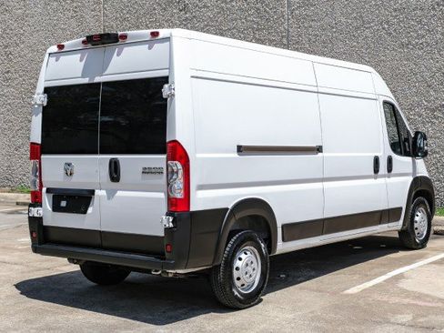 Used 2023 RAM ProMaster 2500 FWD image 8