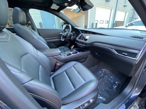 Used 2023 Cadillac XT4 Sport w/ Cold Weather Package FWD image 28