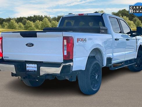 Used 2023 Ford F250 XL w/ FX4 Off-Road Package image 12