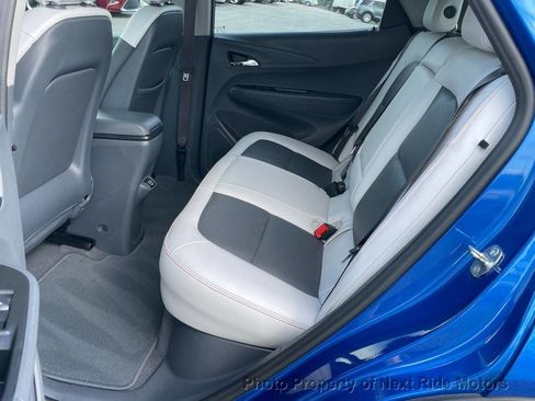 Used 2017 Chevrolet Bolt Premier w/ Driver Confidence II Package FWD image 11