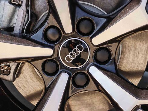 New 2026 Audi Q3 quattro 2.0T AWD/4WD image 15