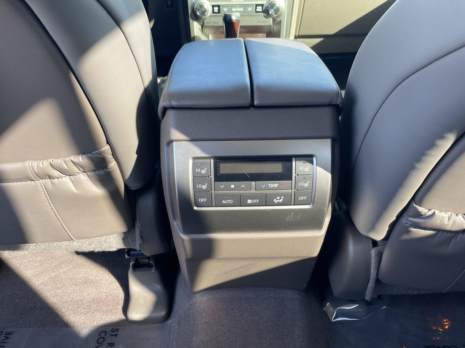 Used 2019 Lexus GX 460 Premium AWD/4WD image 19