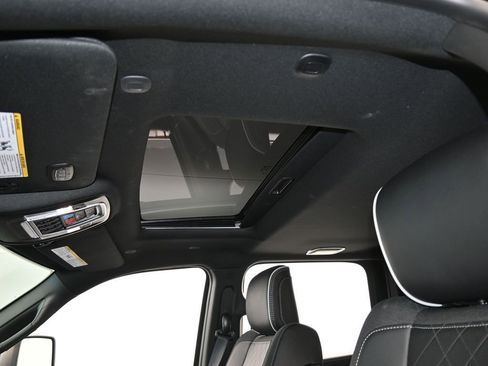 Used 2026 RAM 2500 Limited image 11