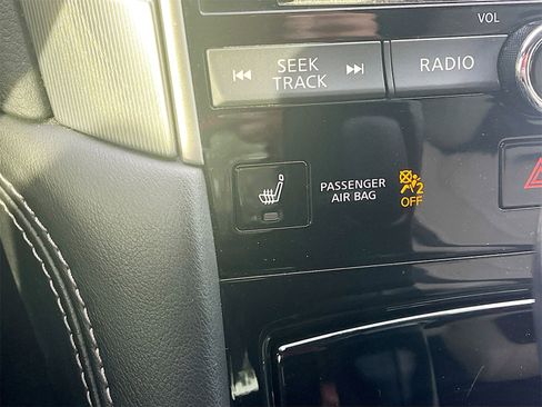 Used 2022 INFINITI Q60 3.0t Luxe w/ Essential Package image 21