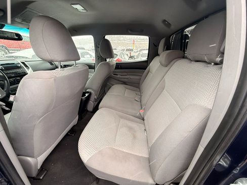 Used 2012 Toyota Tacoma 4x4 Double Cab w/ SR5 Pkg image 13
