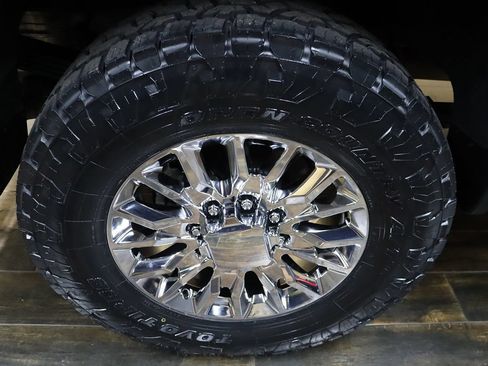 Used 2023 Chevrolet Silverado 2500 LT w/ Convenience Package AWD/4WD image 37