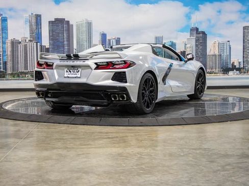 Used 2024 Chevrolet Corvette Stingray Premium Conv w/ Z51 Performance Package RWD image 8