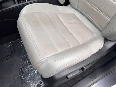 Used 2020 Honda CR-V EX-L image 28