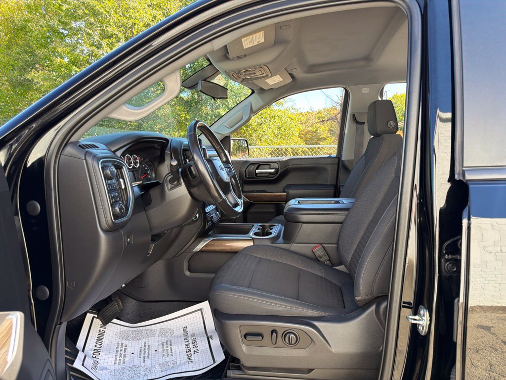 Used 2020 Chevrolet Silverado 1500 RST AWD/4WD image 23