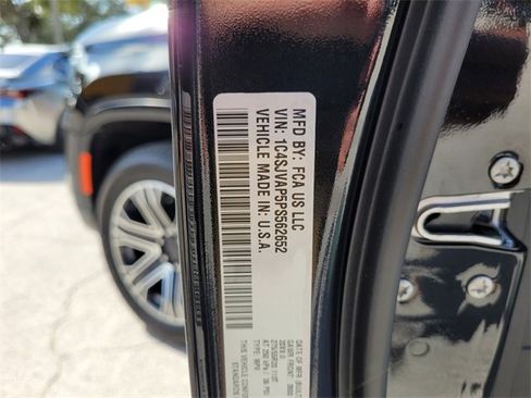 Used 2023 Jeep Wagoneer 4WD w/ Premium Group I image 22