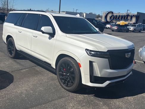 Used 2024 Cadillac Escalade ESV Sport Platinum w/ LPO, ONYX Package image 1