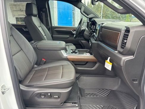 New 2026 Chevrolet Silverado 3500 High Country w/ High Country Premium Package AWD/4WD image 43
