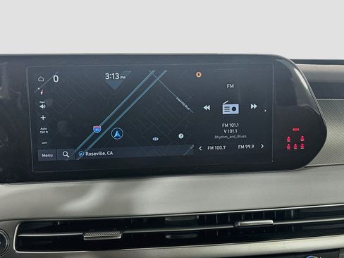 Used 2025 Hyundai Palisade SEL FWD image 22