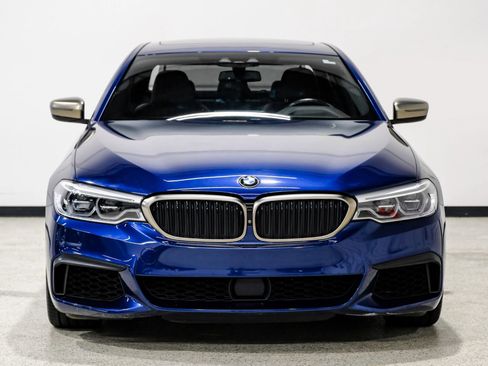 Used 2019 BMW M550i xDrive image 3