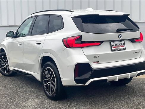 Used 2025 BMW X1 xDrive28i image 15