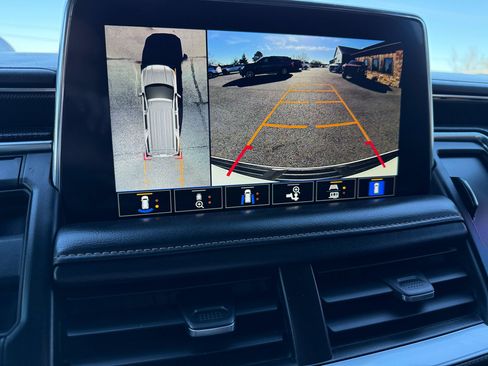 Used 2021 GMC Yukon XL AT4 w/ Rear Media and Nav Package image 33