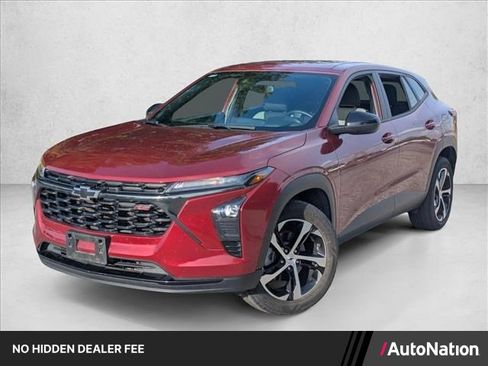 Used 2024 Chevrolet Trax RS w/ Sunroof Package FWD image 1