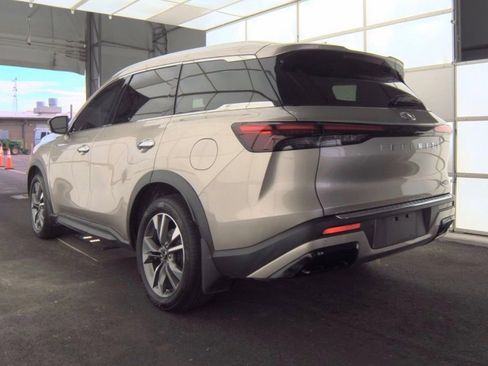 Certified 2023 INFINITI QX60 Luxe w/ Performance Audio Package FWD image 3