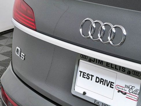 Used 2023 Audi Q5 2.0T Premium Plus w/ Premium Plus Package AWD/4WD image 36