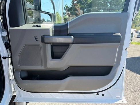 Used 2022 Ford F450 XLT AWD/4WD image 17