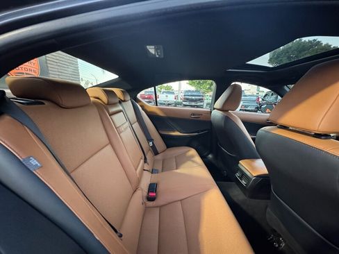 Used 2024 Lexus IS 300 F Sport RWD image 40
